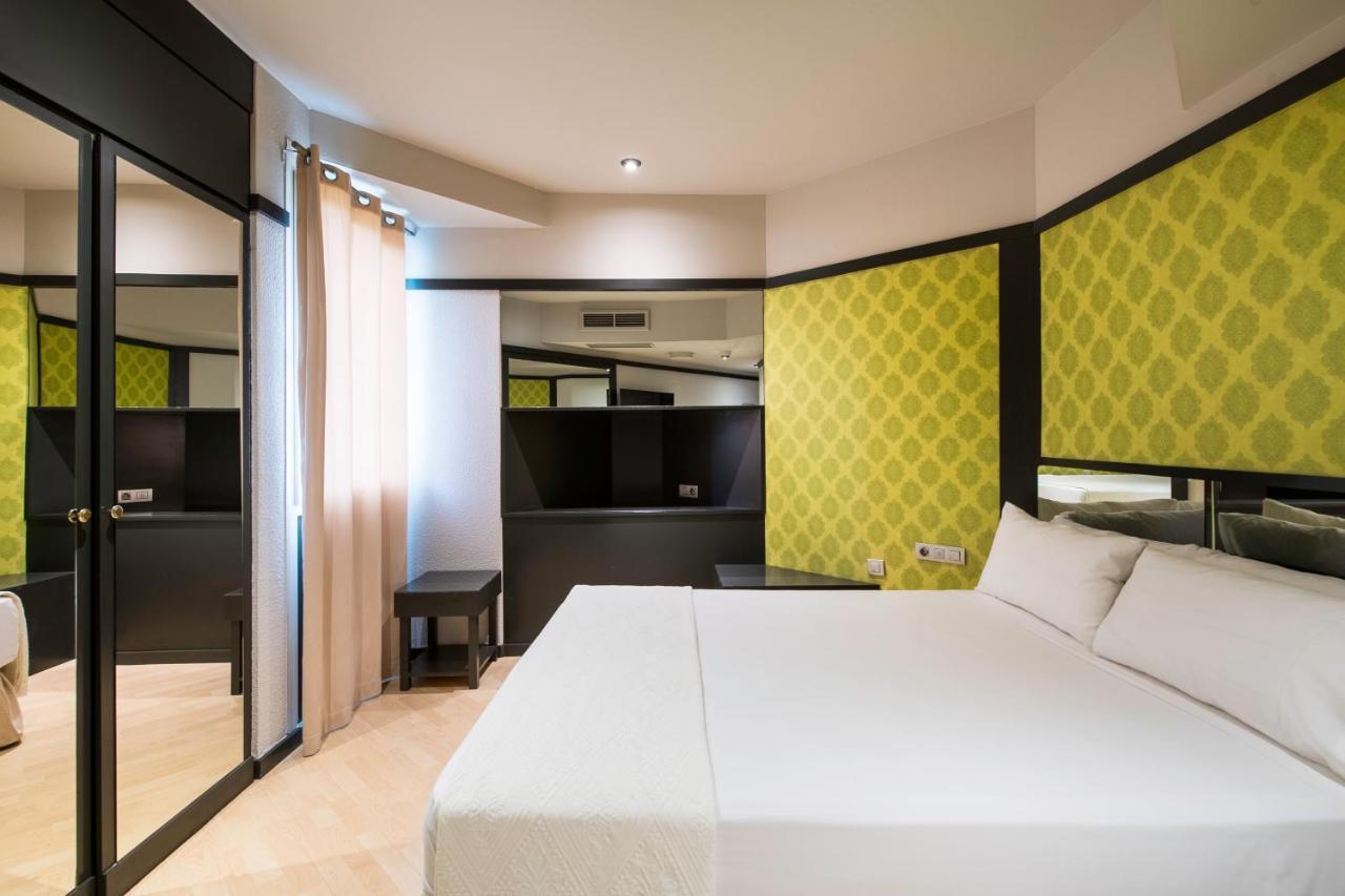 Hotel Punt 14 Gavà Exterior foto